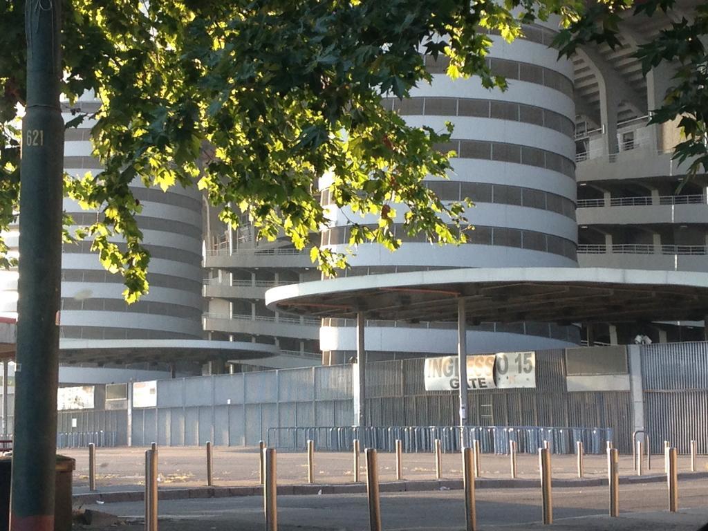 San Siro Apartment Milan Bagian luar foto